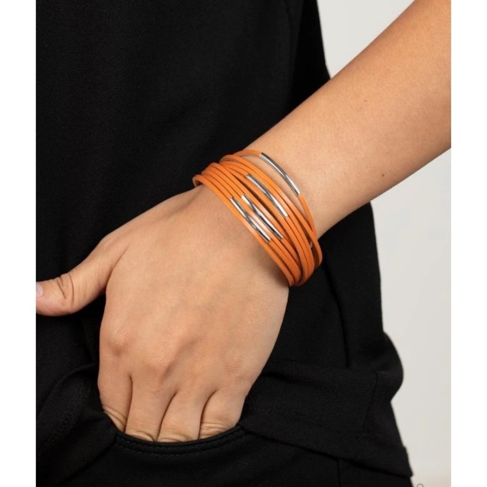 Suburban Outing Bracelet. NWT